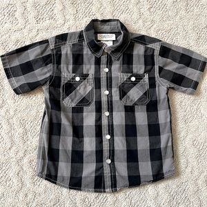 🕶️ 3T Boys Shirt